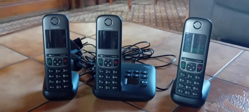 TELEPHONES, Enlèvement ou Envoi, Comme neuf