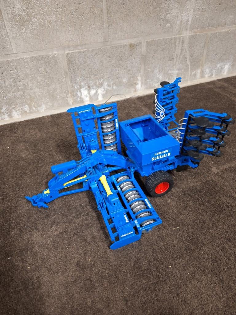Bruder Lemken Solitair 9 zaaicombinatie, Ophalen