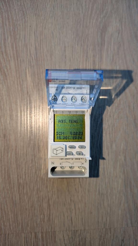 Interrupteur numérique Legrand AlphaARex DY22 230V AC, Bricolage & Construction, Enlèvement ou Envoi, Utilisé, Interrupteur
