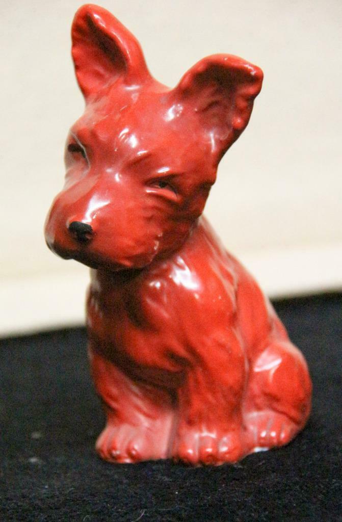 Porcelaine_29_petit chien rouge années ‘30, Antiquités & Art, Enlèvement ou Envoi