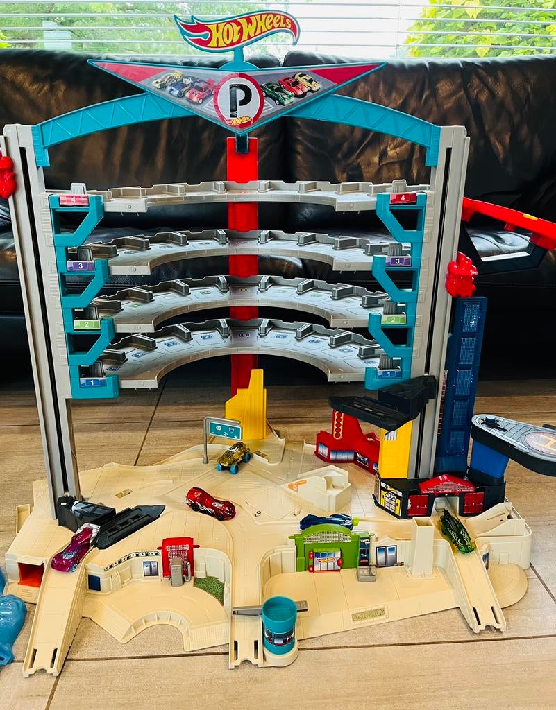 Hotwheels ultimate garage, Kinderen en Baby's, Ophalen of Verzenden, Gebruikt, Hot Wheels