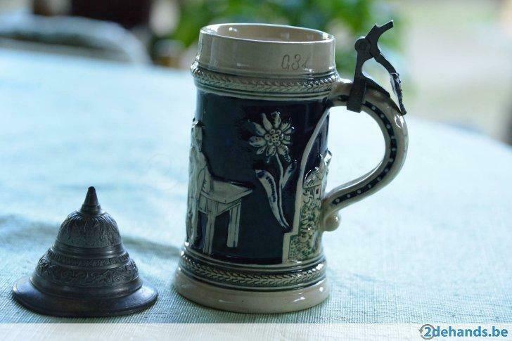 2 Stenen kruiken "Echternach" met tinnen deksel., Antiquités & Art, Enlèvement ou Envoi