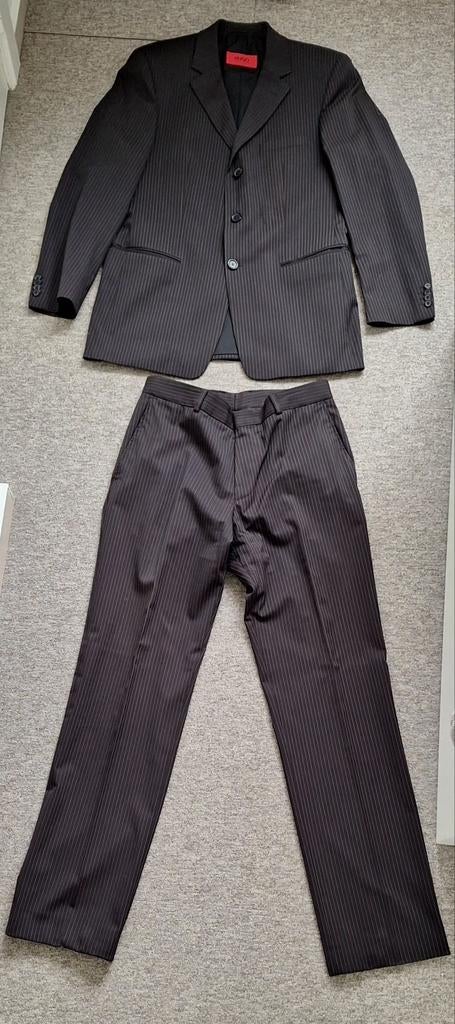 Hugo Boss kostuum maat medium, Kleding | Heren, Ophalen of Verzenden, Zo goed als nieuw, Zwart