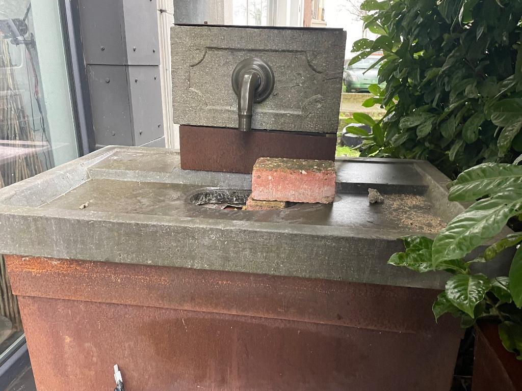Kraan met stenen afvoer, Ophalen, Nieuw, Koper, Kraan
