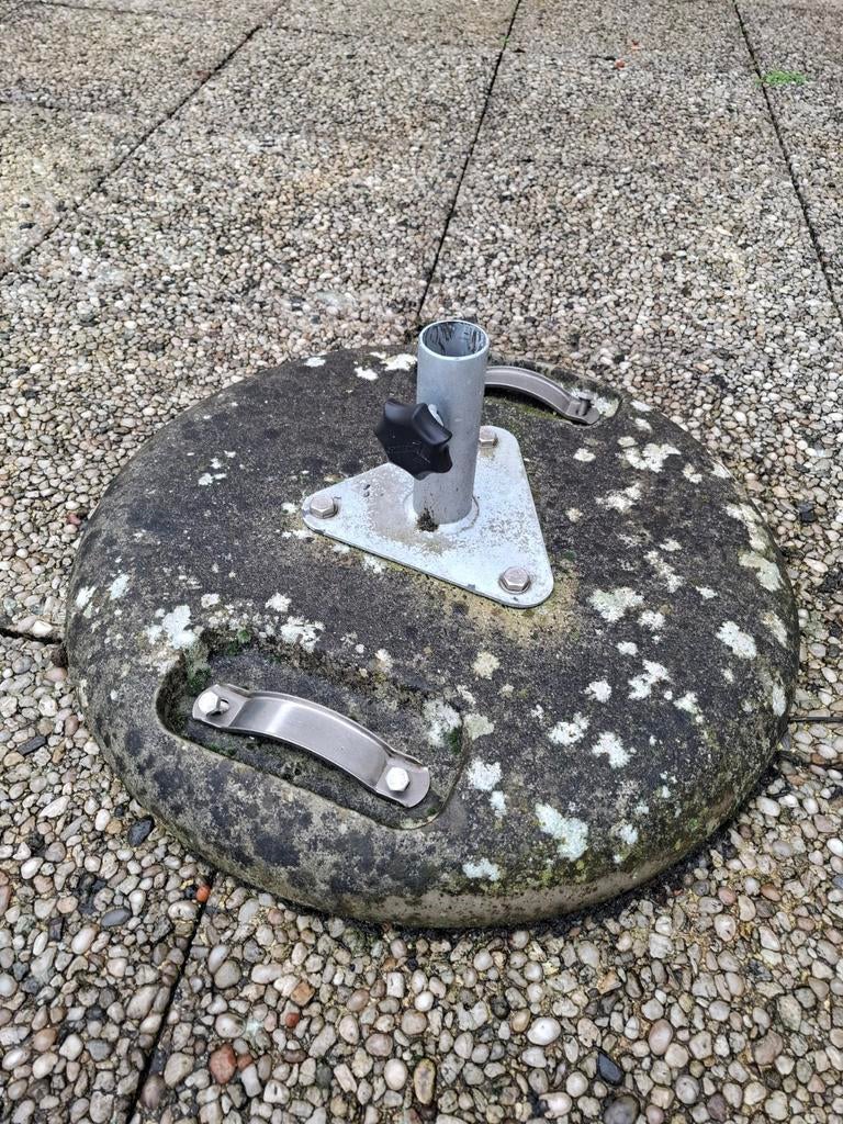 Parasolvoet uit steen, Tuin en Terras, Ophalen of Verzenden, Parasolvoet