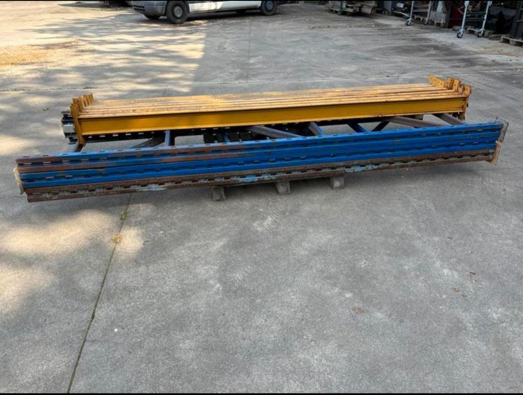 Set palletstelling palletrek 3 meter hoog en 5,6 meter lang, Ophalen