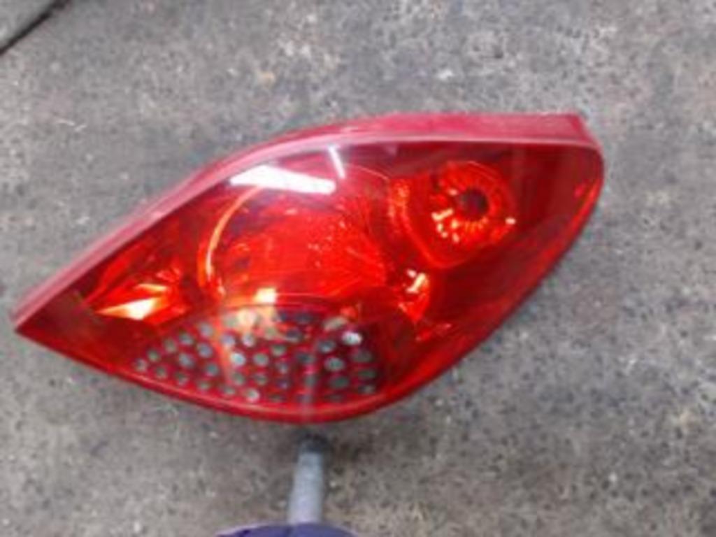 Feu arrière droit Peugeot 207 CC 2007-2015 LP/14293, Enlèvement ou Envoi, Utilisé, Peugeot