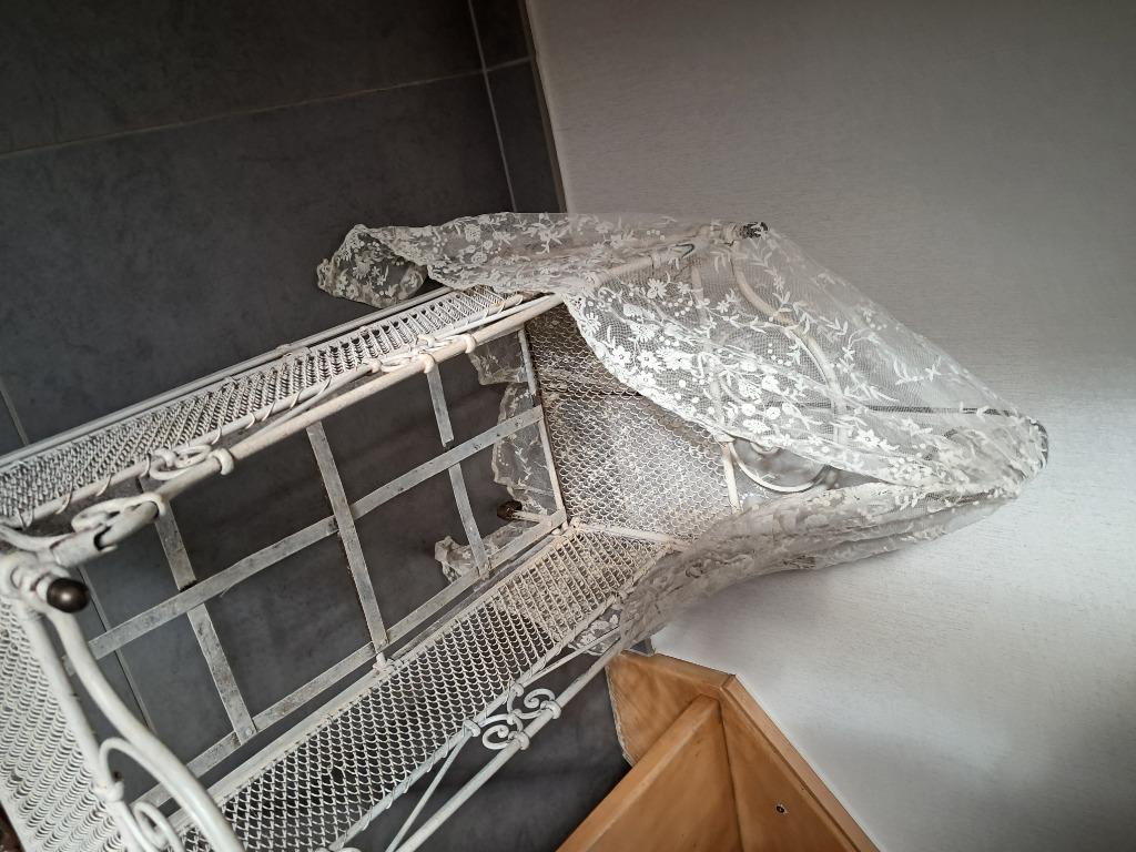 Antiek poppenbedje/wiegje, Enlèvement ou Envoi