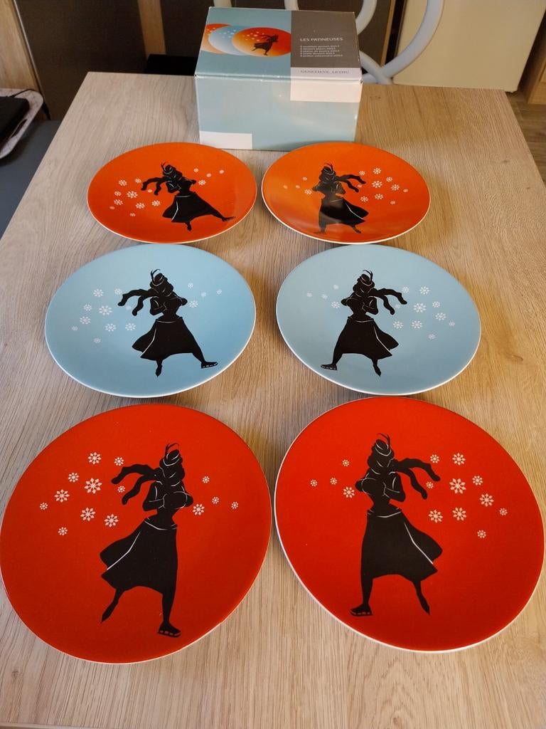 Assiettes à desserts/ atelier d'art Geneviève Lethu/ D 20,5, Ophalen