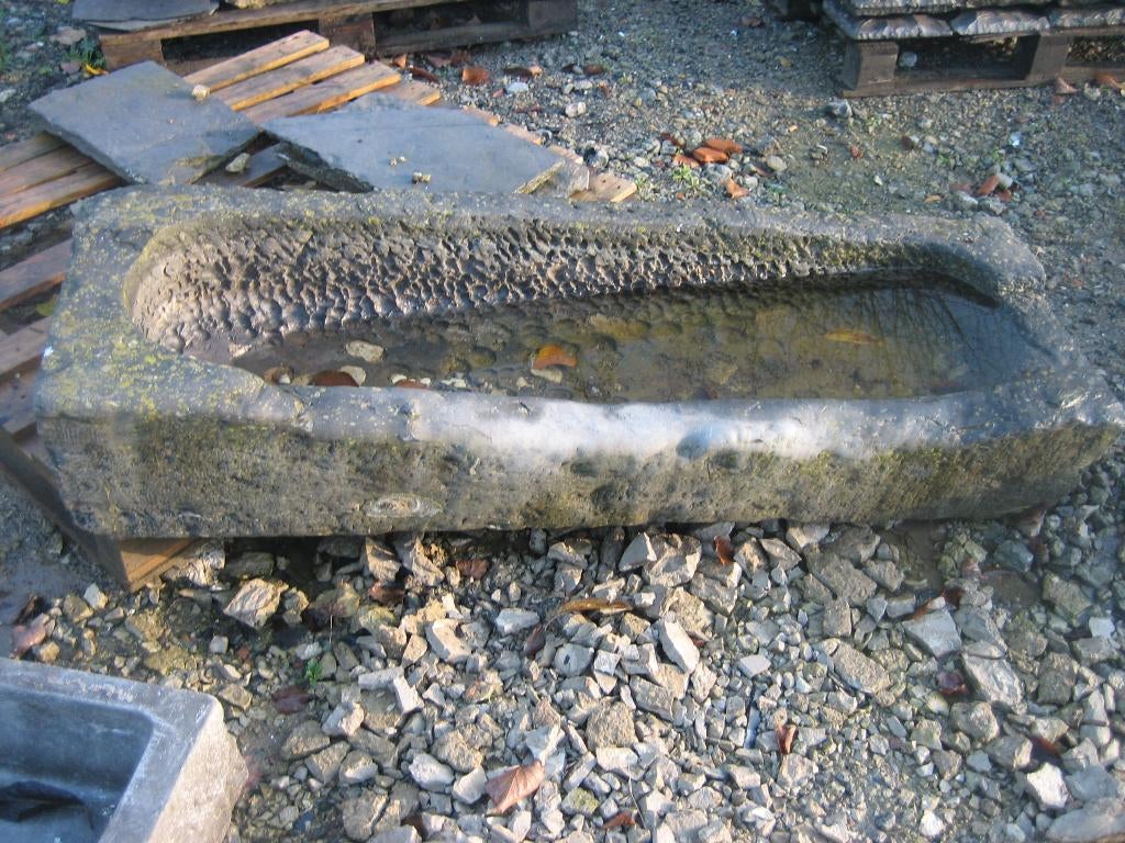 oude arduinen bloembak trog voederbak, Enlèvement, Utilisé