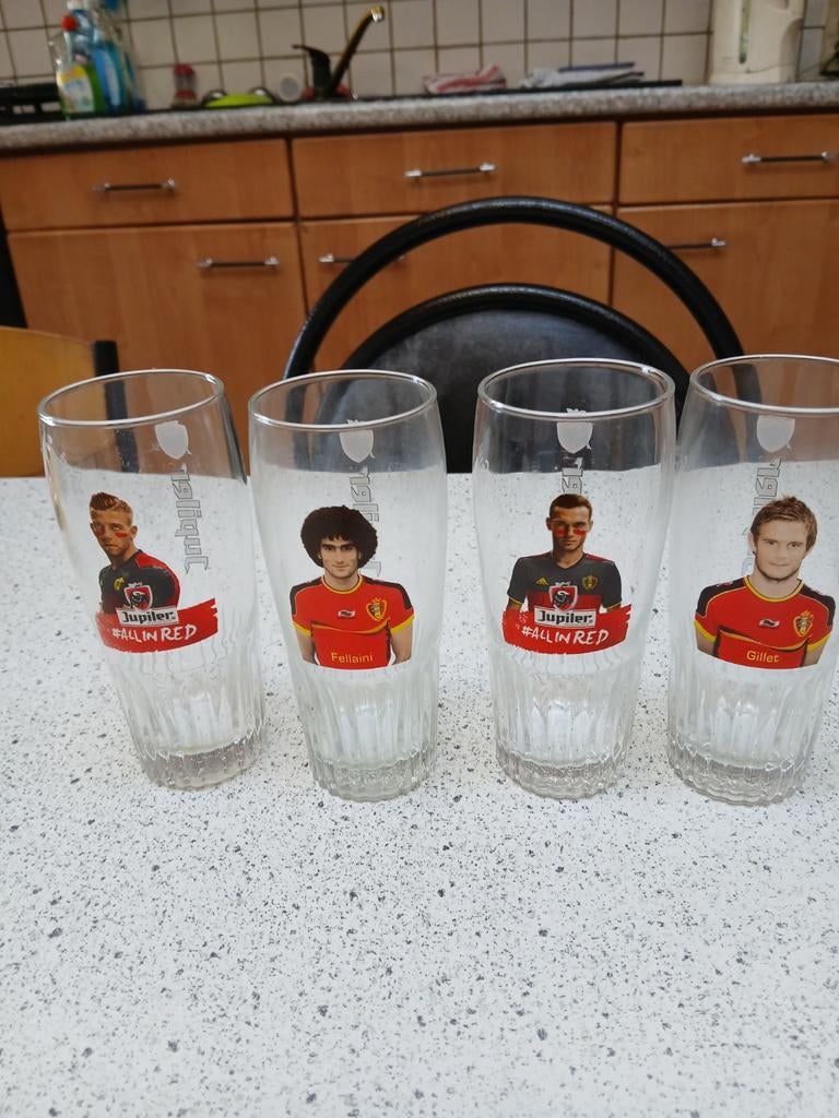 Jupiler glazen de rode duivels 1 euro stuk, Verzamelen, Ophalen of Verzenden, Zo goed als nieuw