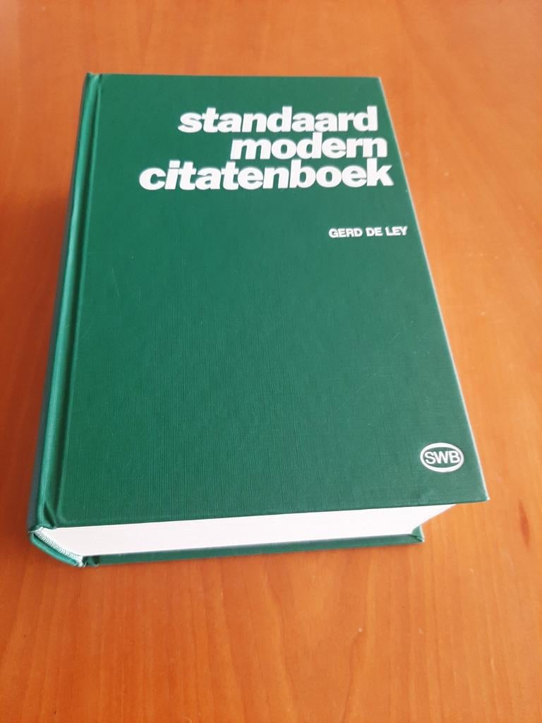 Standaard modern citatenboek., Boeken, Ophalen of Verzenden