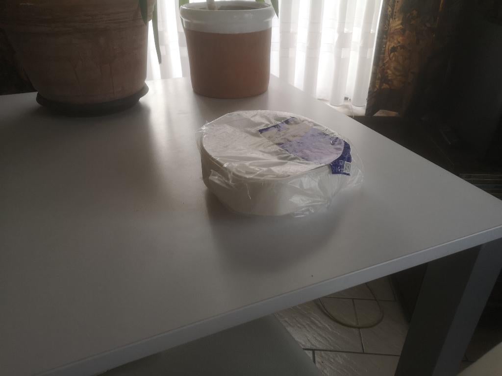75 Borden plastic Ø 22 cm voor 6 €, Ophalen of Verzenden, Bord(en)