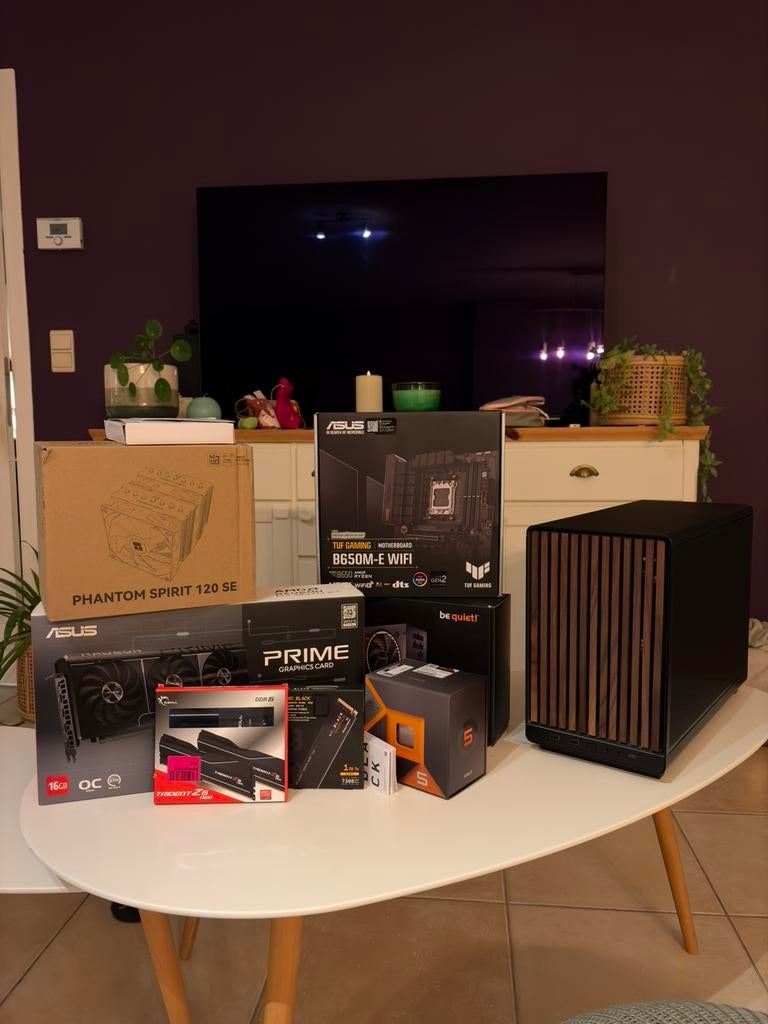 Pc gaming / RX 9070 xt / 7600 / 1to SSD /32 gb ram 6000 cl30, Ophalen, Zo goed als nieuw