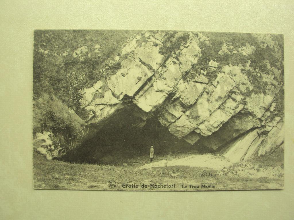 50004 - GROTTE DE ROCHEFORT - LE TROU MAULIN, Collections, Cartes postales | Belgique, Enlèvement ou Envoi
