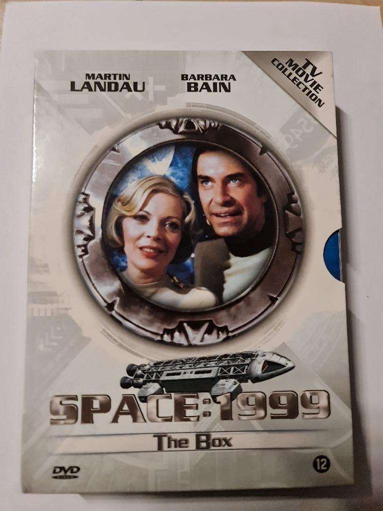 SPACE 1999 2 x DVD Box 2 films nieuw !, Cd's en Dvd's, Dvd's | Tv en Series, Zo goed als nieuw, Science Fiction en Fantasy, Boxset