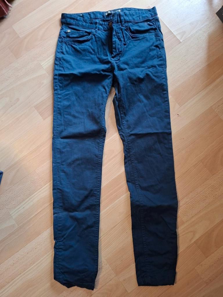 Pantalon ZARA taille 36 bleu marine, Kinderen en Baby's, Kinderkleding | Maat 128, Gebruikt, Zara, Jongen, Ophalen