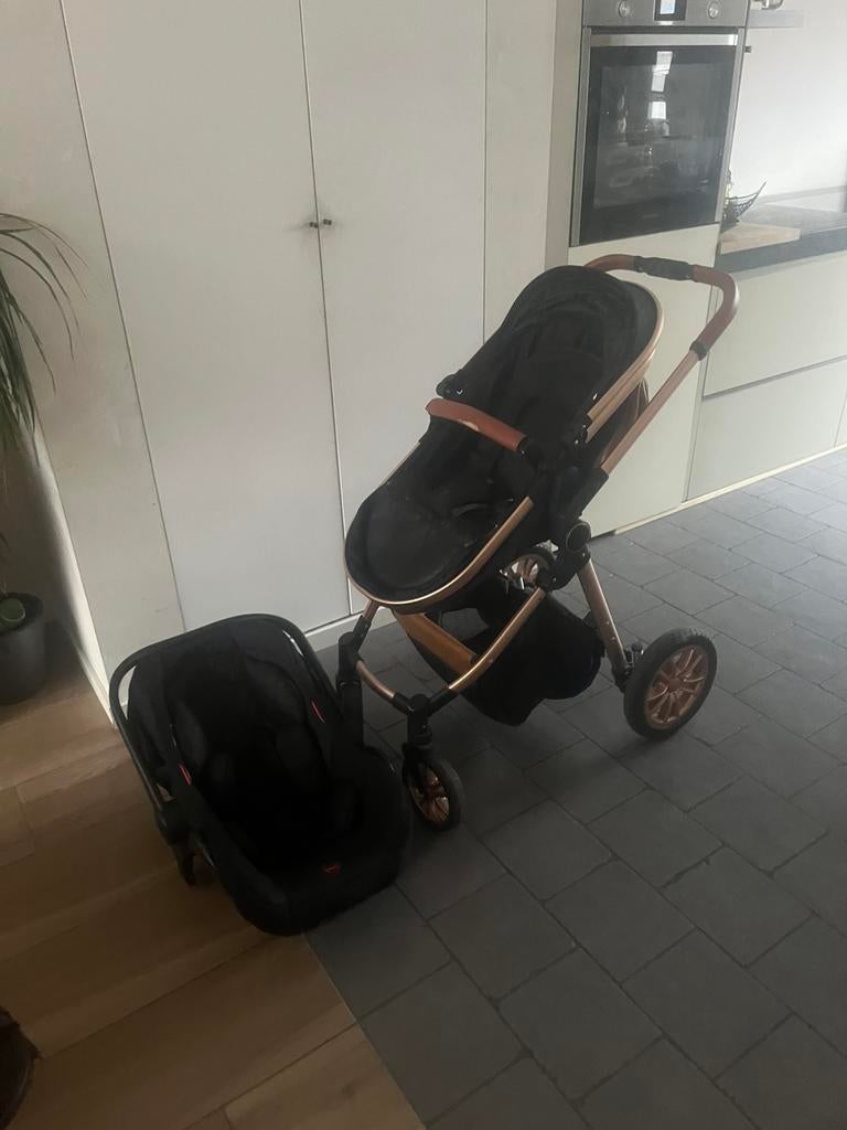 Buggy, Kinderen en Baby's, Ophalen, Zo goed als nieuw