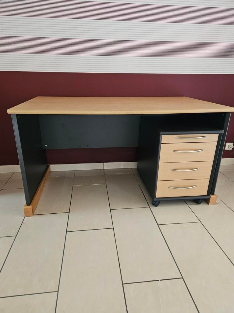Bureau met ladenblok, Huis en Inrichting, Bureaus, Ophalen, Gebruikt
