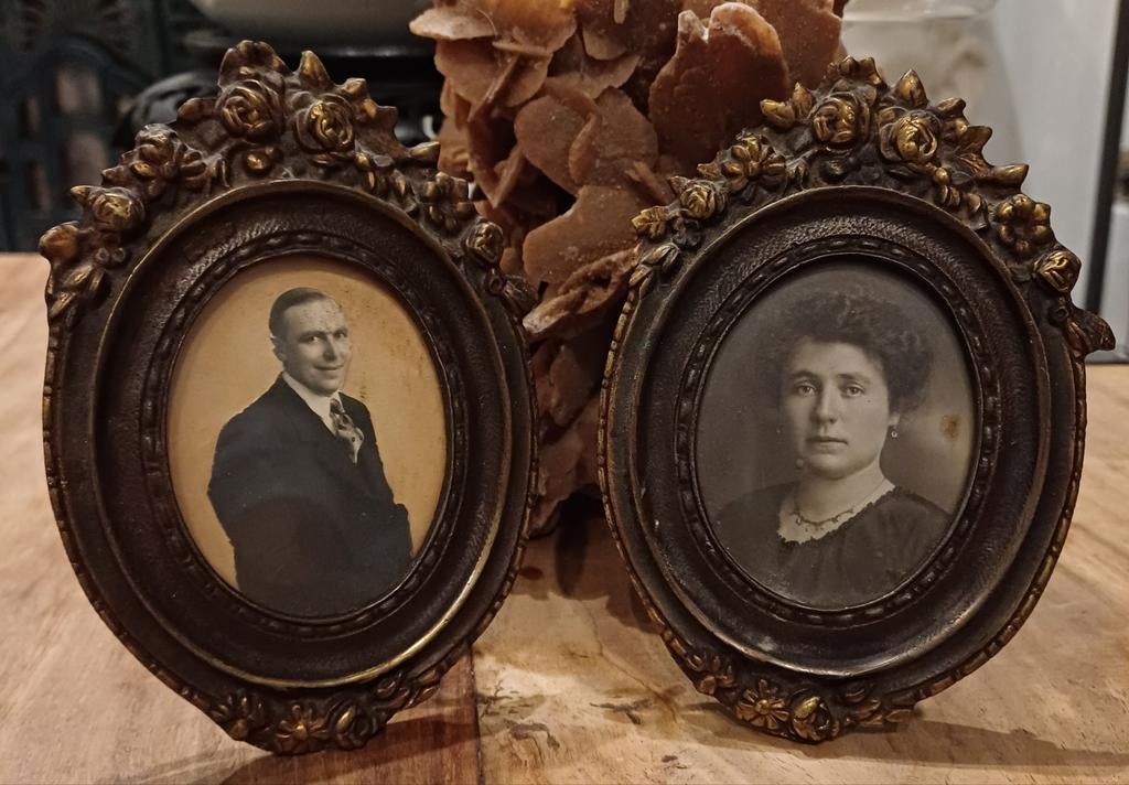 2 antieke, bronzen fotokaders, Ophalen of Verzenden