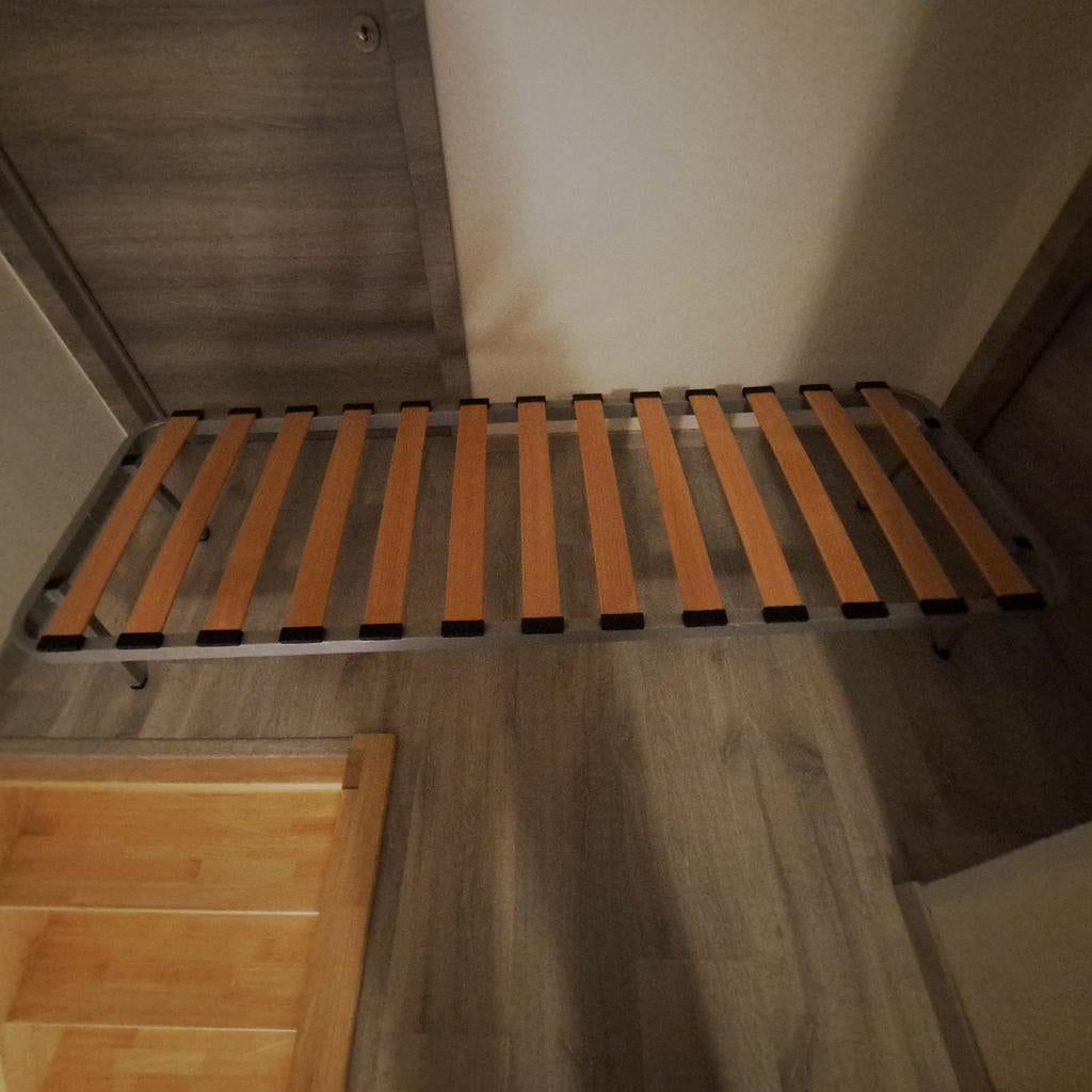 Eén persoons bedden, Ophalen