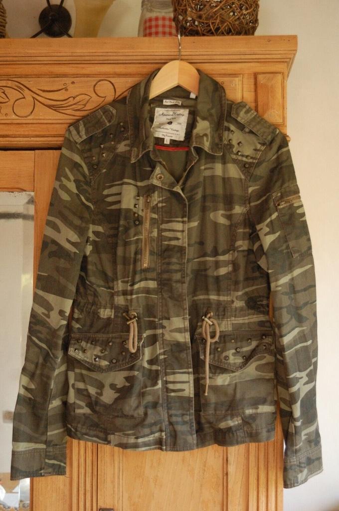 America Today Parka khaki camouflage maat L Exc conditie, Overige kleuren, Verzenden, Maat 42/44 (L), America Today