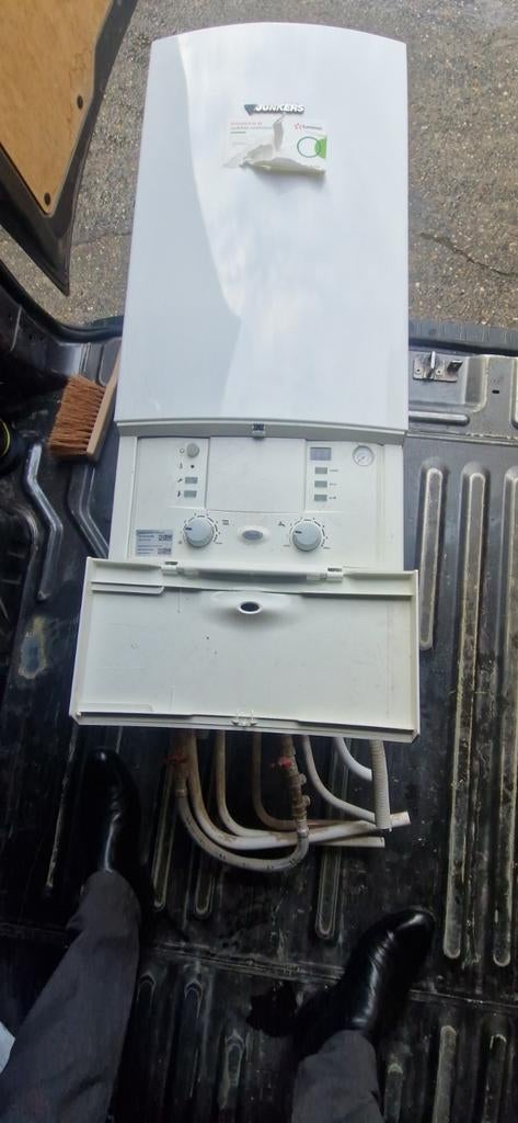 Choudiere juncers  très bone 300 e, Bricolage & Construction, Chauffe-eau & Boilers
