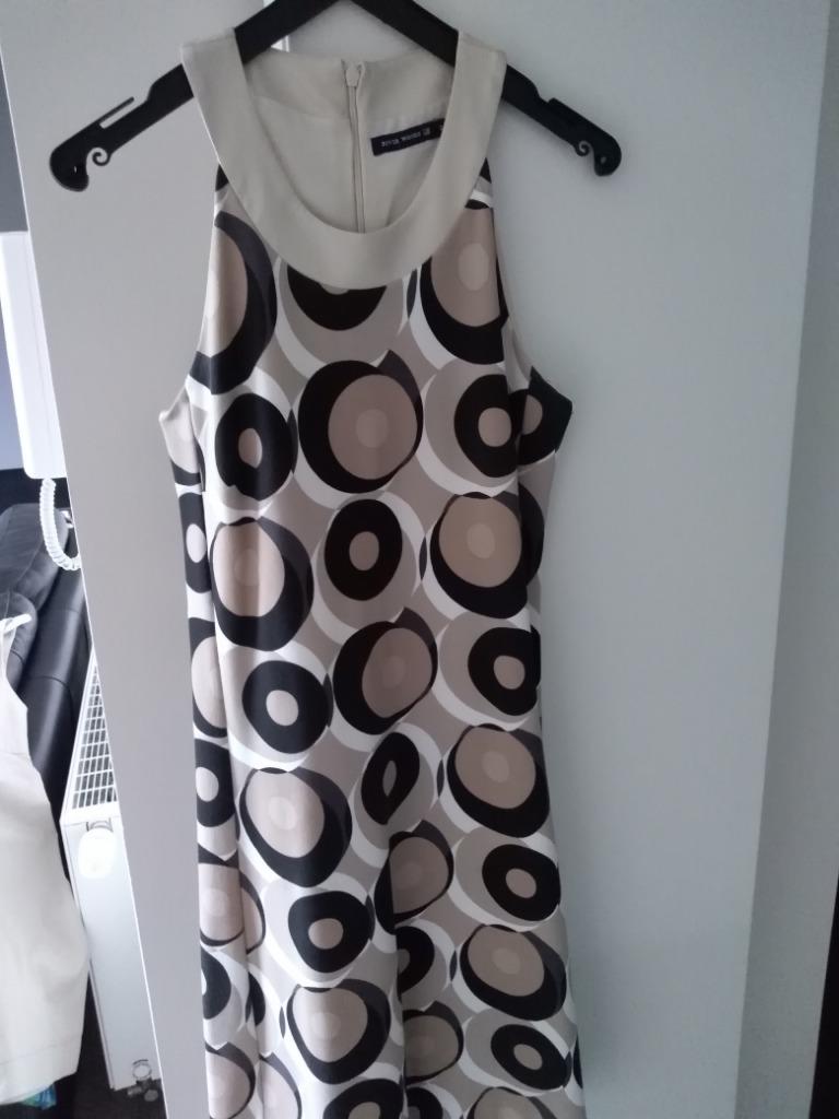 Zomerjurkje van River Woods in maat 34, Kleding | Dames, Jurken, River Woods, Beige, Ophalen of Verzenden, Zo goed als nieuw