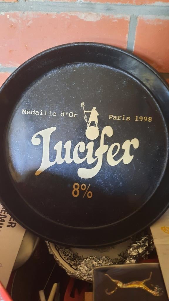 Bierplateau Lucifer ( Riva ) . 8 euro, Ophalen of Verzenden, Gebruikt