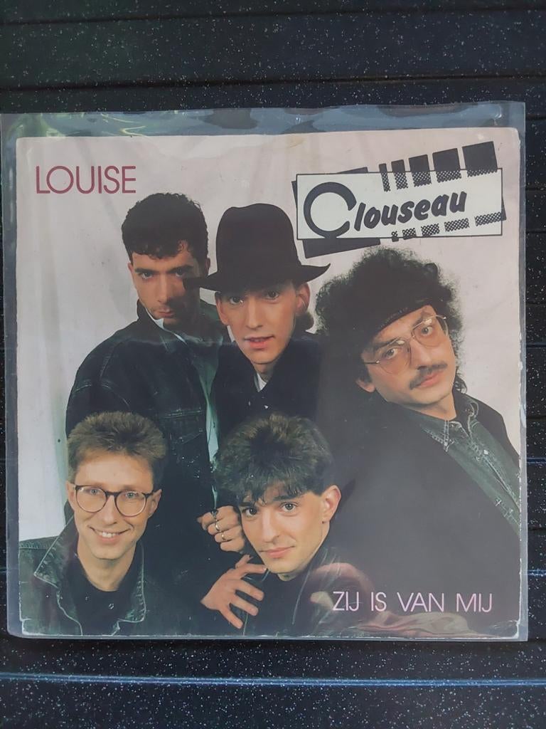 45T Clouseau - Louise / Zij is van mij (1990), Ophalen of Verzenden, Gebruikt, Nederlandstalig
