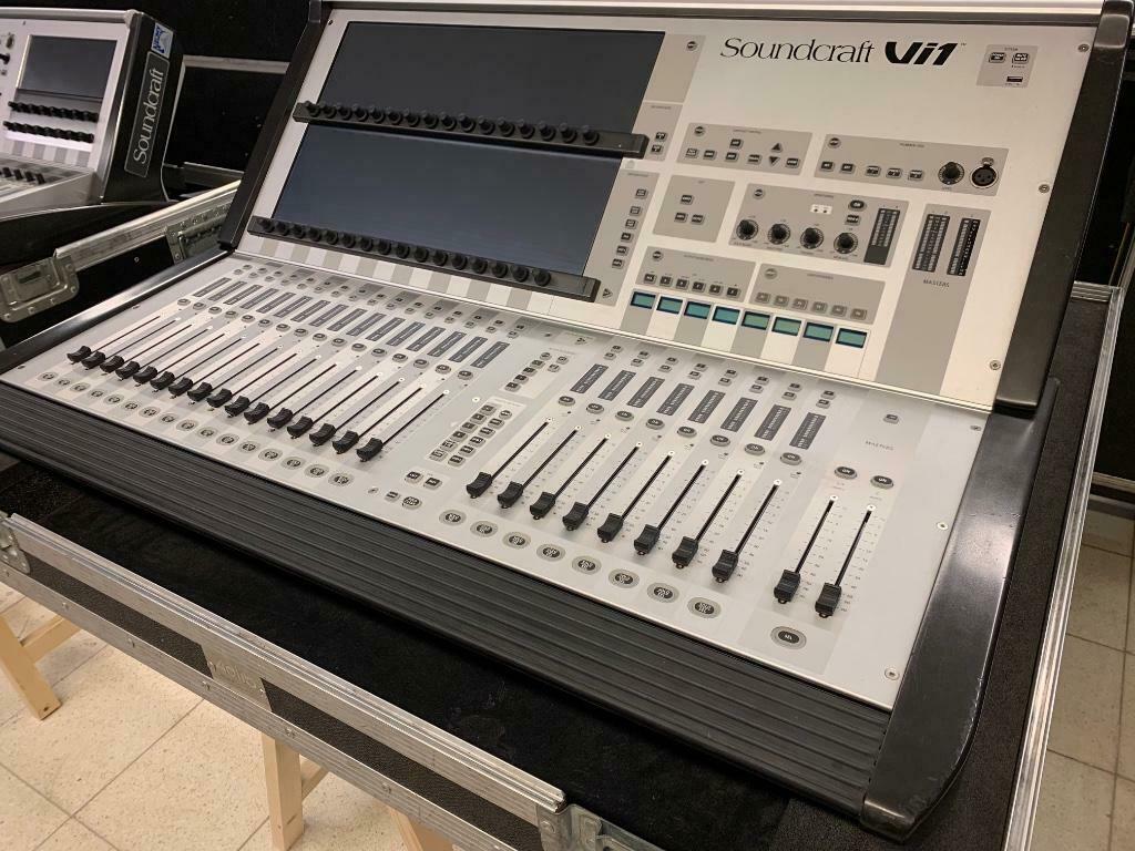 Soundcraft Vi1, Enlèvement