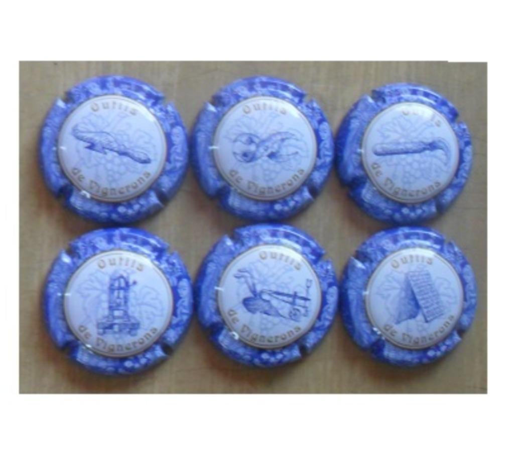 Champagne capsules - Generieken 1256 Vieux outils (G1256), Verzenden