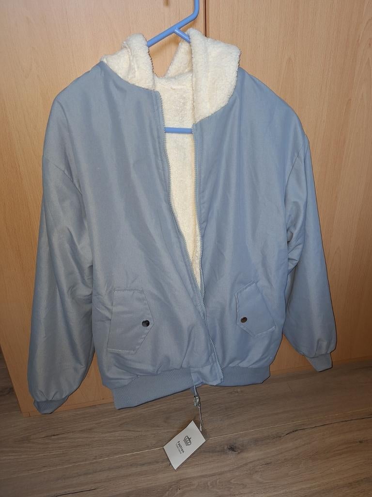 Nieuwe meisjes / dames jas .42, Ophalen of Verzenden, Zo goed als nieuw