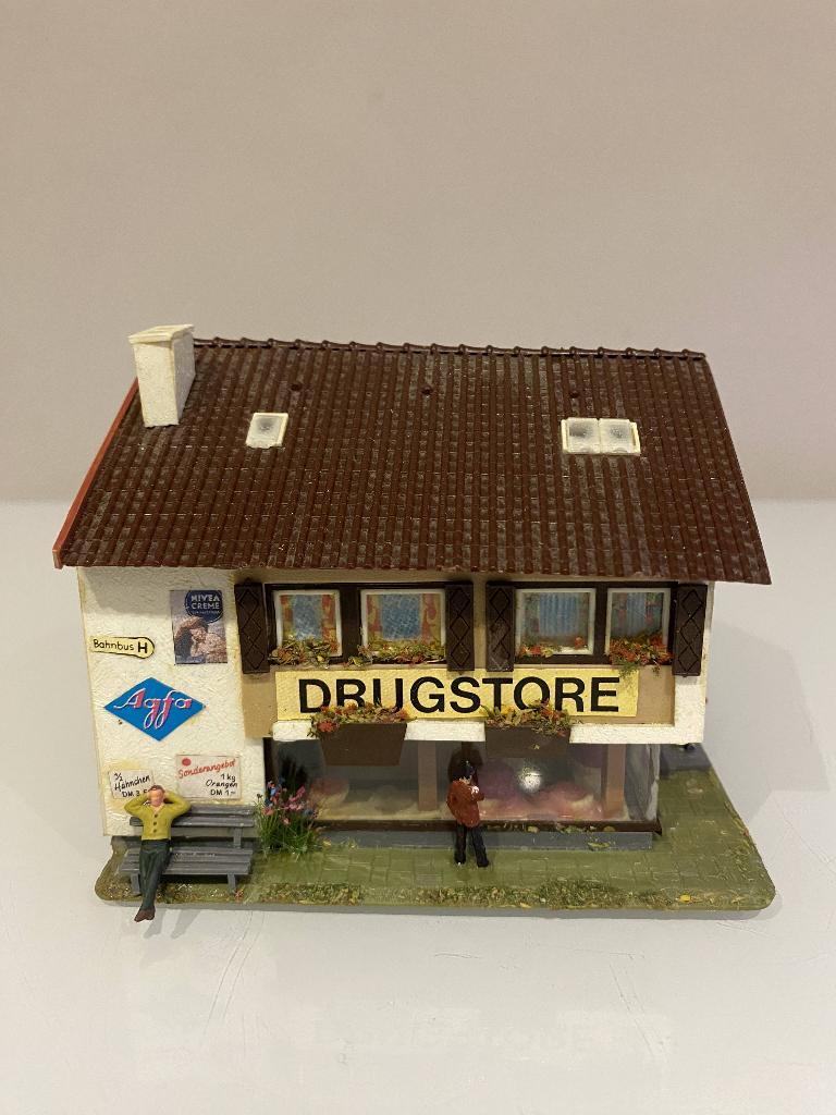 HO Faller 268 drogisterij winkel (746), Overige merken, Gebruikt, Gelijkstroom of Wisselstroom, Brug, Tunnel of Gebouw