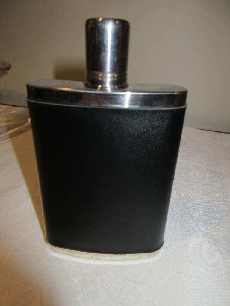 Bouteille de poche flacon pour boissons alcool inox et cuir, Enlèvement