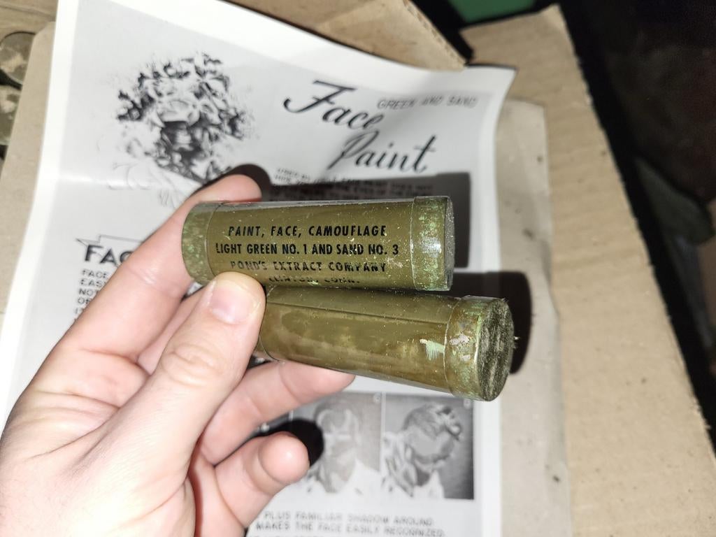 tube de camouflage, US 2WW, Collections, Objets militaires | Seconde Guerre mondiale, Enlèvement ou Envoi