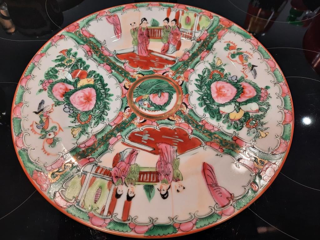 Belle et grande assiette décorative chinoise, Enlèvement