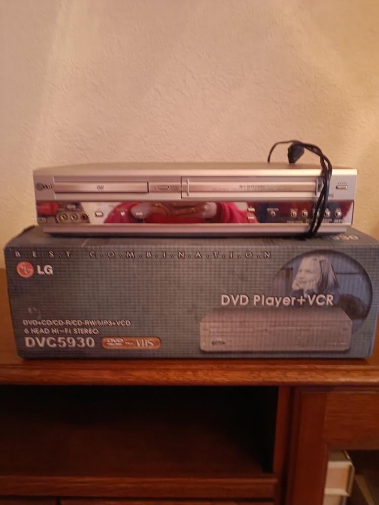 DVD's. Cd VHS Lg, Ophalen