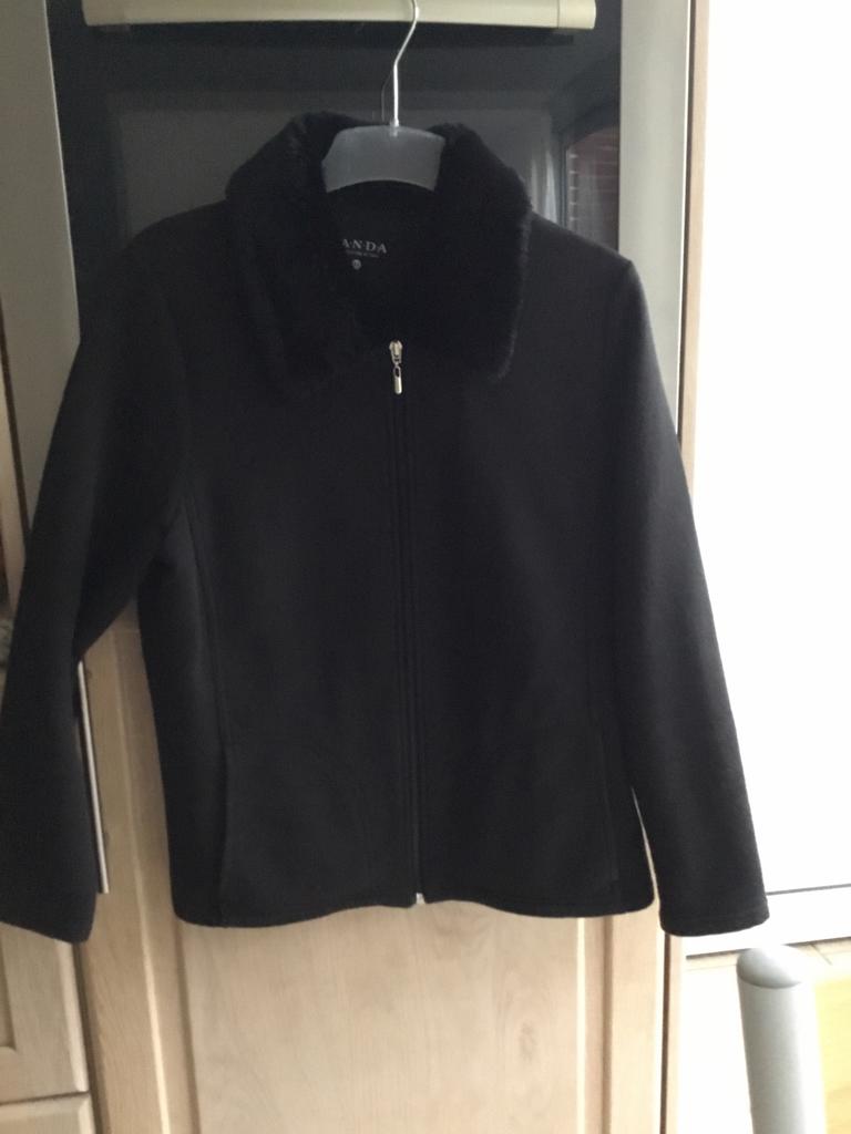Warme zwarte gilet  pul met bontkraag medium, Enlèvement, Comme neuf