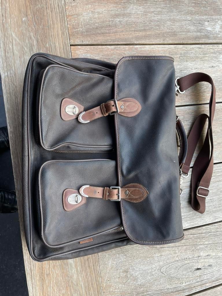Lederen vintage boekentas ESPRIT in zeer goede staat, Handtassen en Accessoires, Tassen | Schooltassen, Ophalen, Zo goed als nieuw