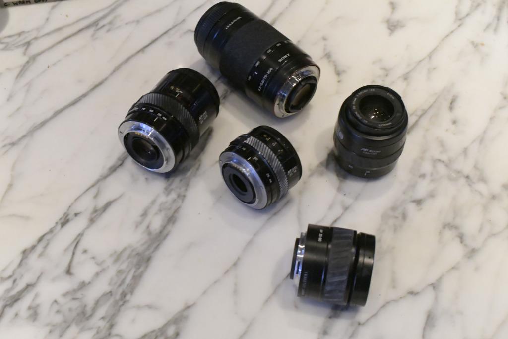 4 objectifs Minolta AF et un Sony AF, Enlèvement ou Envoi, 1980 à nos jours, Lentille ou Lentilles