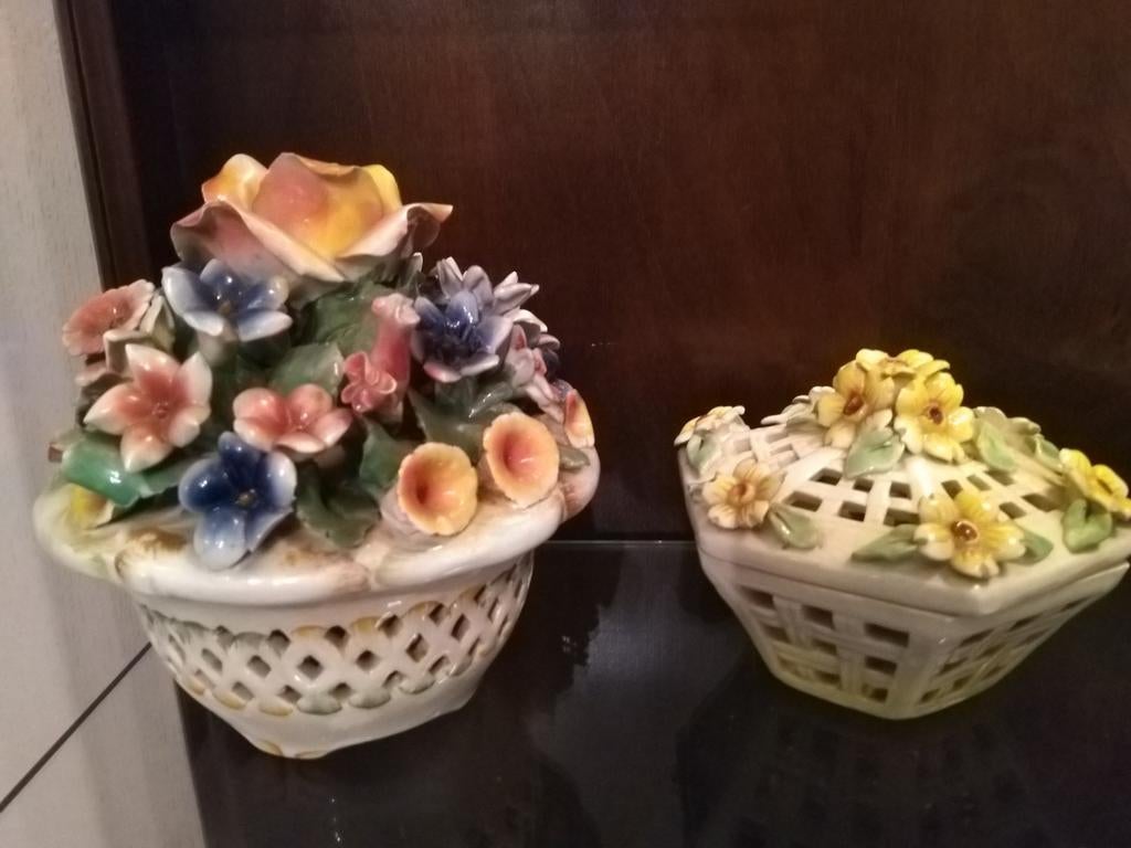 Porcelaine italienne avec tampon., Antiquités & Art, Enlèvement ou Envoi