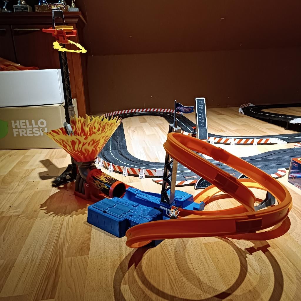 Circuit Hot Weels, Enfants & Bébés, Jouets | Circuits, Autre propulsion, Enlèvement, Hot Wheels, Avec looping