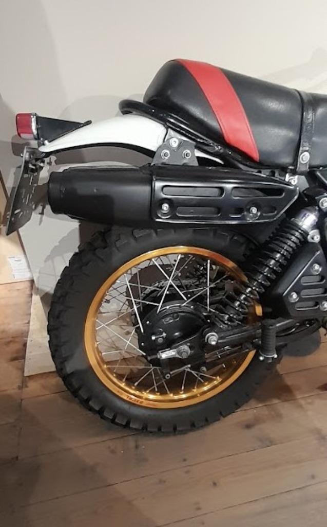 Yamaha XT500, Bedrijf, Enduro, Minimaal motorrijbewijs A2, 1 cilinder