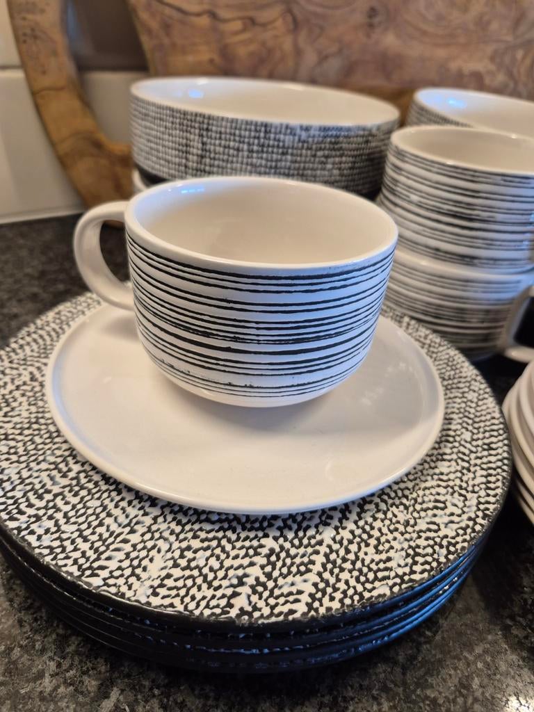 Servies Salt & Pepper:  zwart-wit, Ophalen