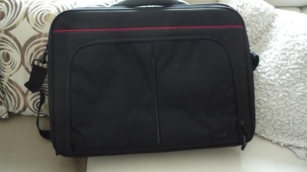 A vendre Sacoche pour ordinateur 17 pouces TARGUS   25 €, Informatique & Logiciels, Enlèvement ou Envoi, 17 pouces ou plus, Neuf