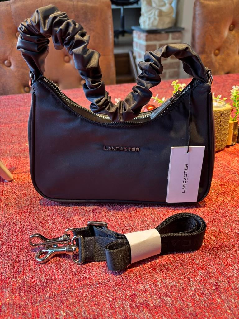 Sac Lancaster chouchou noir, Bijoux, Sacs & Beauté, Enlèvement, Comme neuf, Noir, Autres marques
