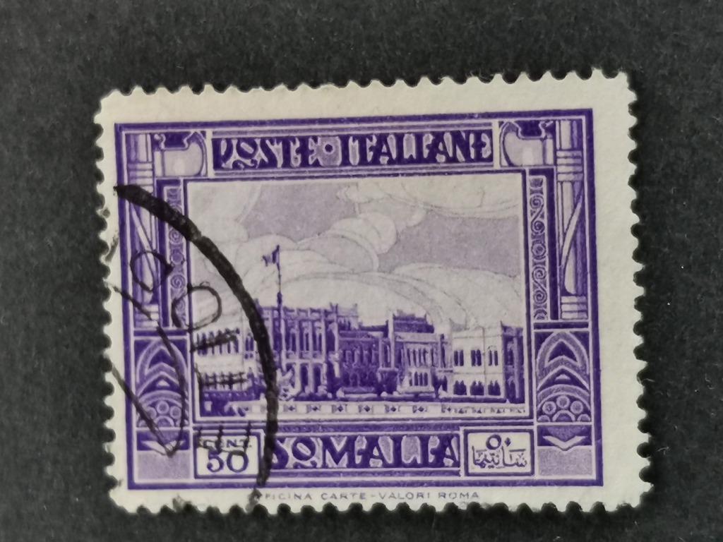 Italiaans Somalie 1935 - regeringspaleis in Mogadishu, Postzegels en Munten, Ophalen of Verzenden, Overige landen, Gestempeld