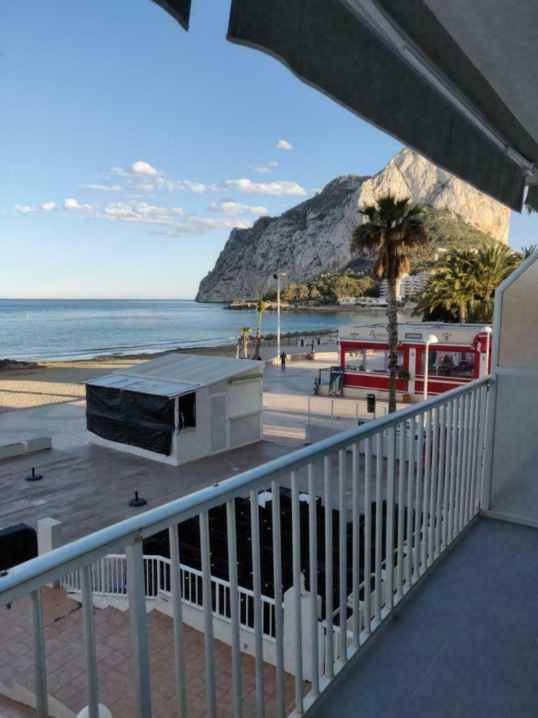Calpe, mooi appartement op zeedijk, frontaal zeezicht, Vakantie, 2 slaapkamers, Appartement, Stad, Aan zee