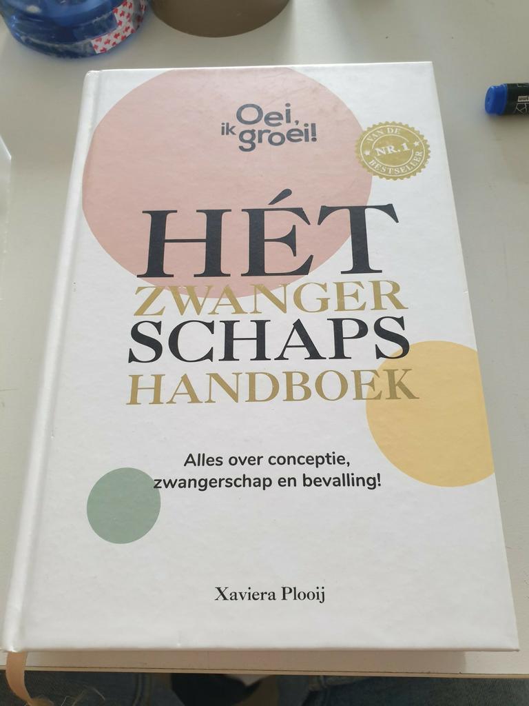 Xaviera Plooij - Hét zwangerschapshandboek  4e druk 2022, Ophalen of Verzenden, Zo goed als nieuw, Xaviera Plooij